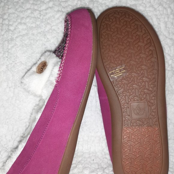 Spenco Shoes Nwot Spenco Womens 8 B Purple Fur Lined Rubber Sole spenco-shoes-nwot-spenco-womens-8-b-purple-fur-lined-rubber-sole